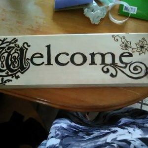 Welcome sign